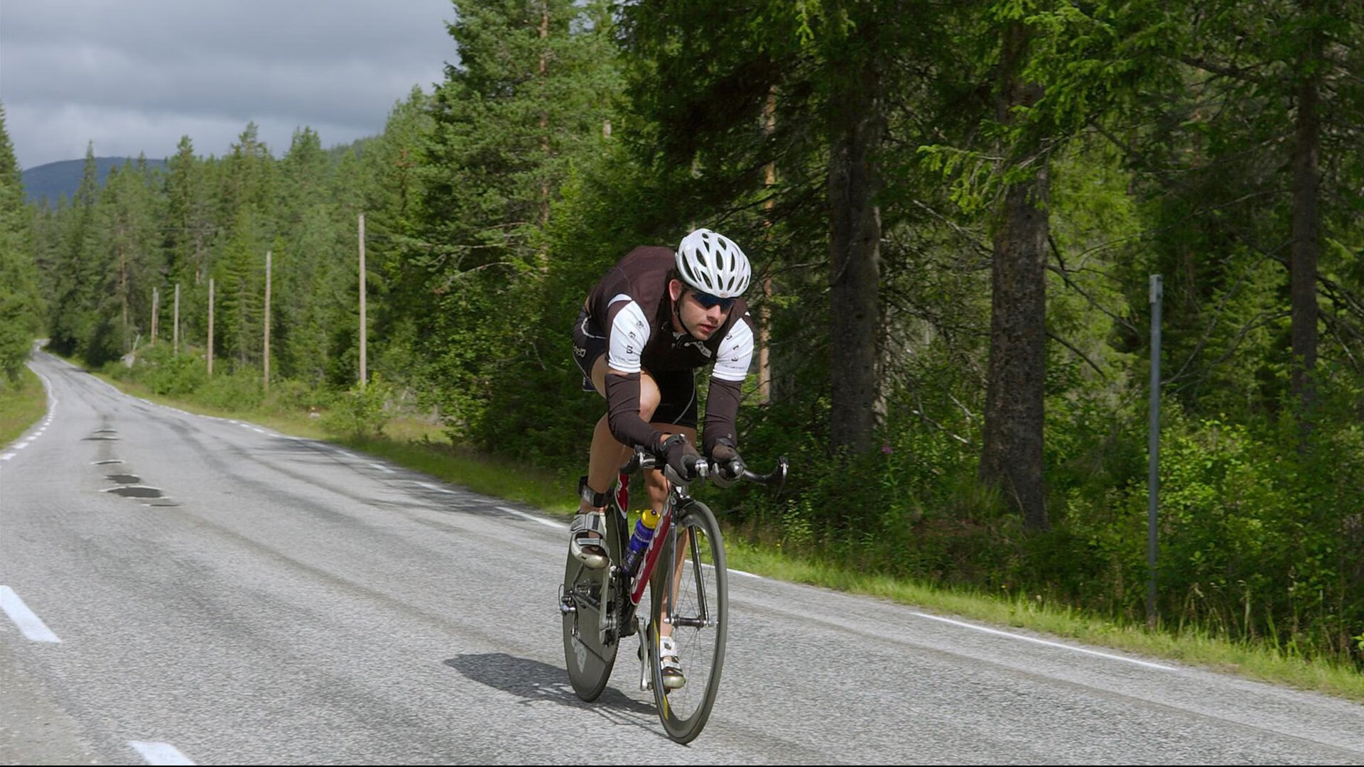 费迪南德为科纳特辩护,转会传闻不应成为指责年轻球员的武器